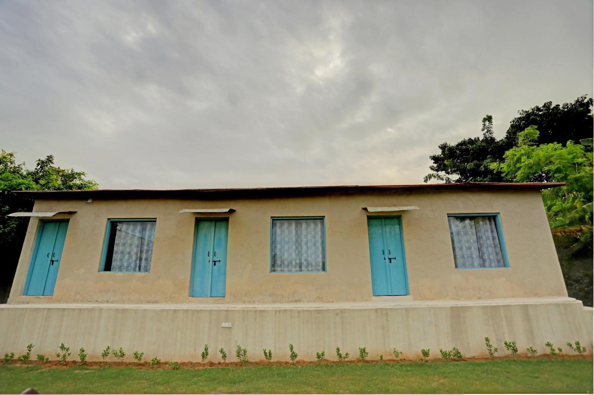 Hotel O The Mud House Bhundsi Exterior photo